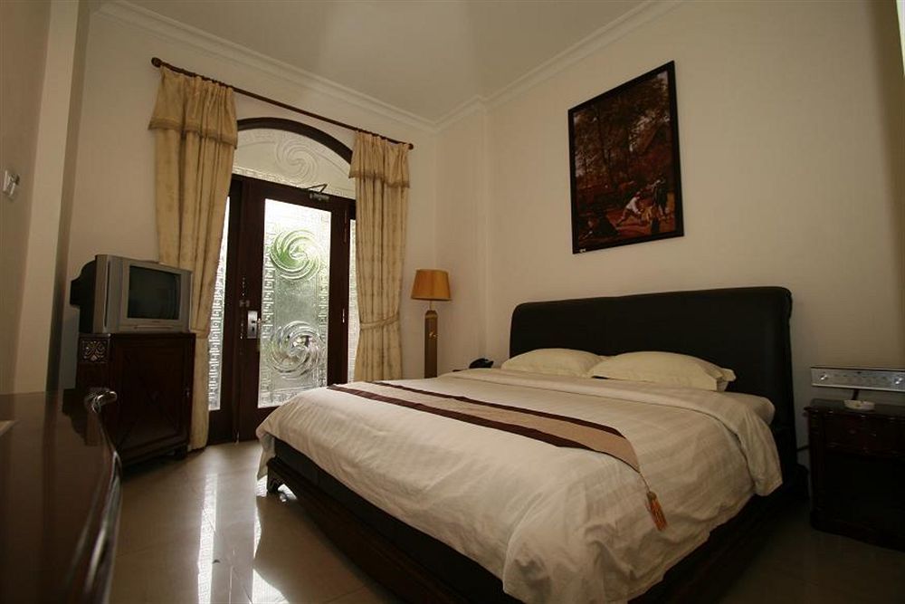 The Grand Palace Hotel Malang Eksteriør bilde