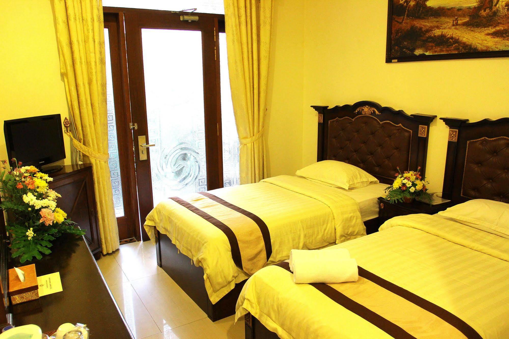 The Grand Palace Hotel Malang Eksteriør bilde